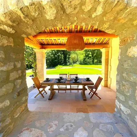Exotic 4 Bedroom Near Aix En Provence Villa Nice