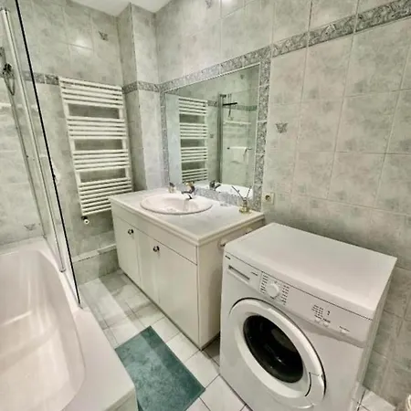 Luxurious 2 Bedrooms On Promenades Des Appartement