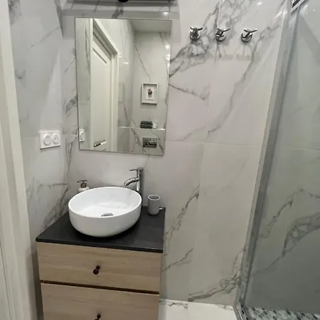 D'azur-35 Appartement