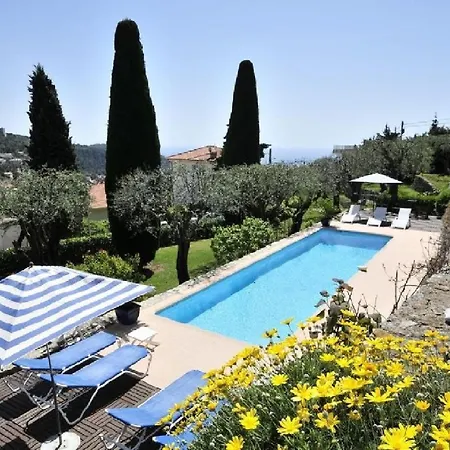 Magnifique De 5 Chambres Au Col De Villefranche