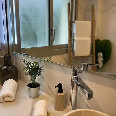 Apartment Beautiful Apt - 10Mn Walk From Beach *