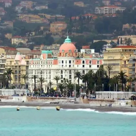 Appartement Luxurious 2 Bedrooms On Promenades Des *