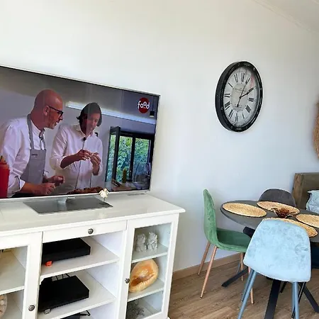 Apartment La Couronne A