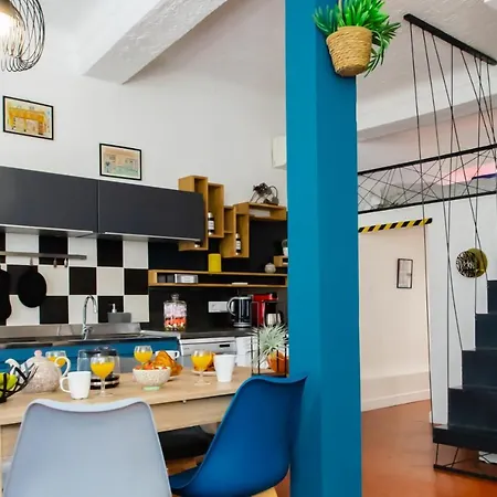 26 Vieux Appartement *