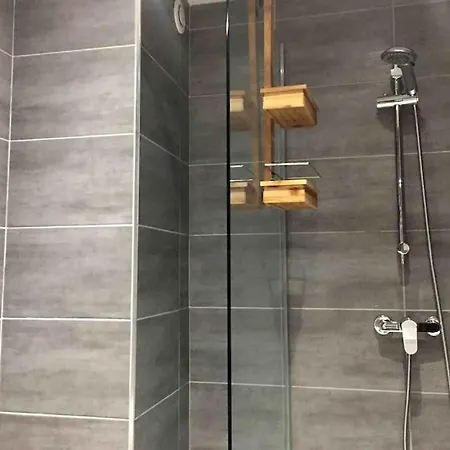 L13 Staywiz Us - Flat 5mins Walk To Ac Balcon Wifi Nice