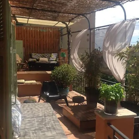 Maison Avec Jardin Et Terrasses Holiday home Nice