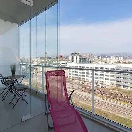 Apartment L17 Arenas 3 Balconies/parking, 5mins To The Sea
