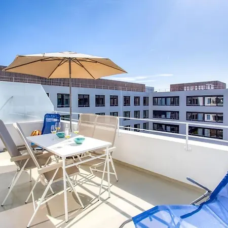 Apartment L17 Arenas 3 Balconies/parking, 5mins To The Sea Nice