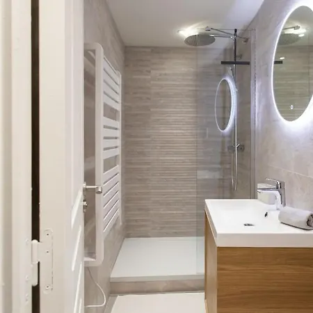 Apartment L16 Malonat Vieux 1 Min Mer/ 2 Chbres & Ac *