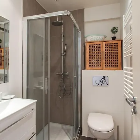 L35 Med 1min Sea Ac/parking/2bedrooms Terrace *