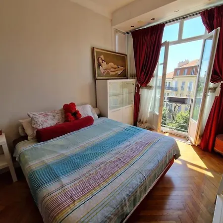 Apartment : Beau Trois Pieces Lumineuse Avec Vue Degagee. *