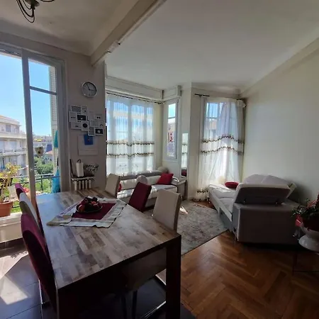 : Beau Trois Pieces Lumineuse Avec Vue Degagee. Apartment
