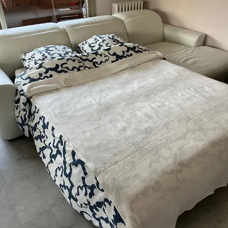 Privée Avec Terrasse Au Port De Séjour chez l'habitant