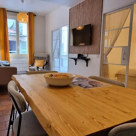 Appartement Charming In Vieux *