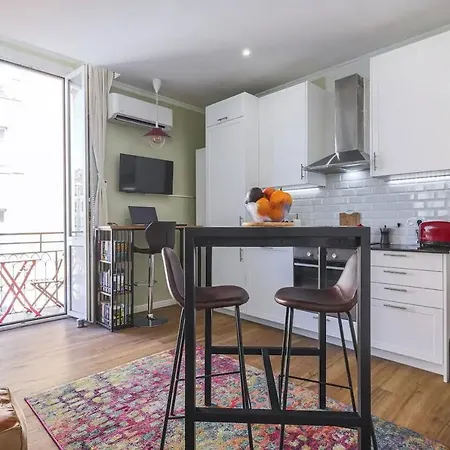 Apartment Nice's Fabulous Place Du Pin With Ac, Balcony Nice