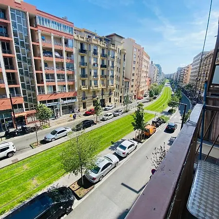 Magnifique 60m2 ,3 Pieces , Equipee,tres Lumineux, 2 Minutes A Pied De La Plage Apartment *