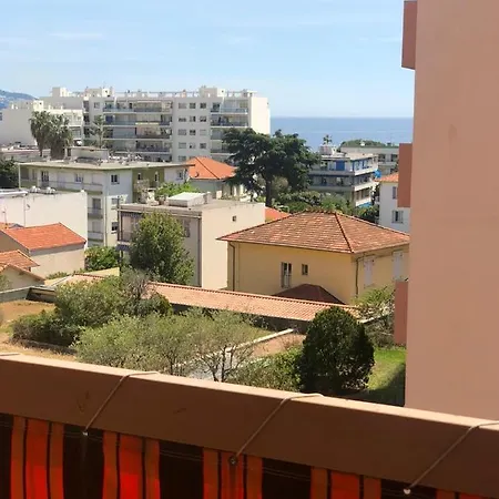 Apartment Luxurious Near The Airport *
