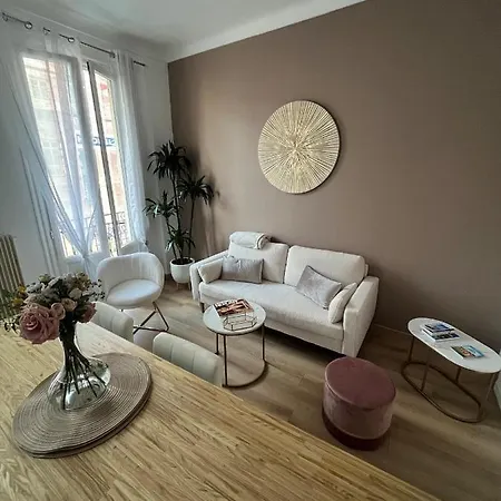 - T3 Rénové De 50 M2 Classé 2 étoiles