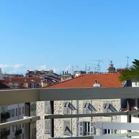 2 Bedrooms Port, Balcony, Ac, Toys, Kids Beds Apartment *