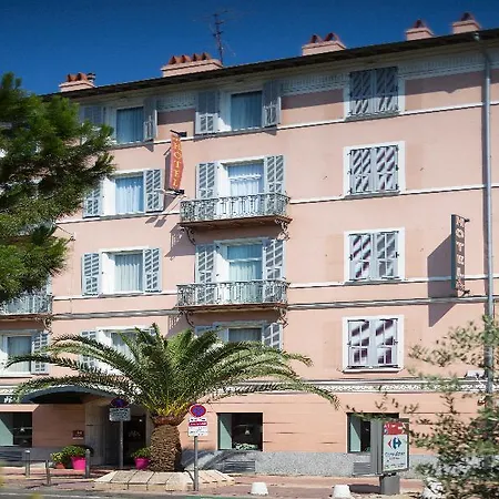 Hotel Relais Acropolis 3*
