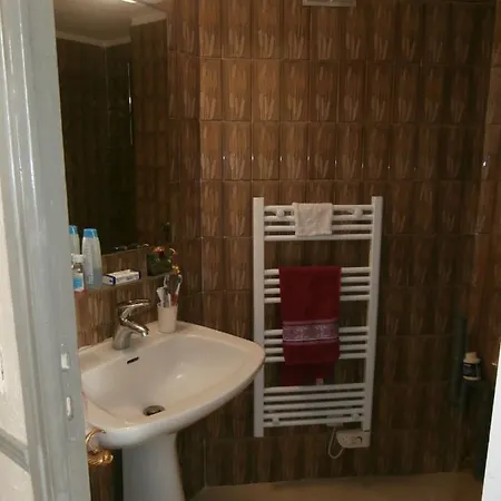 Appartement Climatisé Dans Bourgeoise *