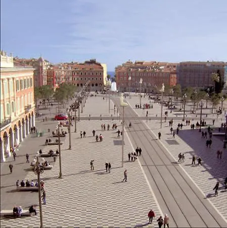 3 Piéces Climatisé 4 Personnes Confort Plein Centre Nice
