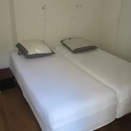 3 Piéces Climatisé 4 Personnes Confort Plein Centre