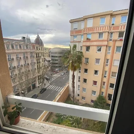 A & H Homes Appartement *