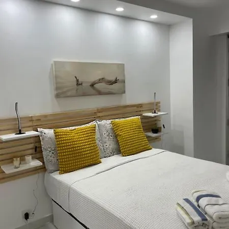 Superbe Carre Delfino Port De Appartement Nice