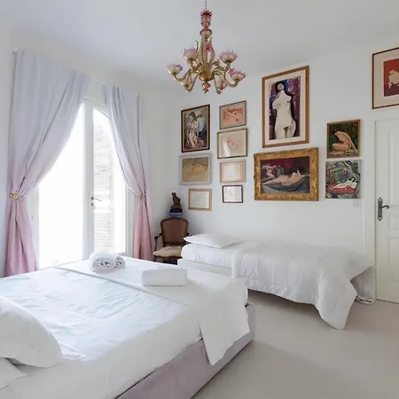 Château Des - Five Stars House Villa
