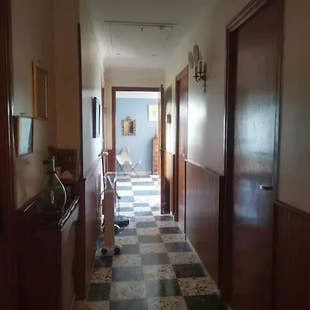 Maison Traditionnelle Sur Les Collines Niçoises