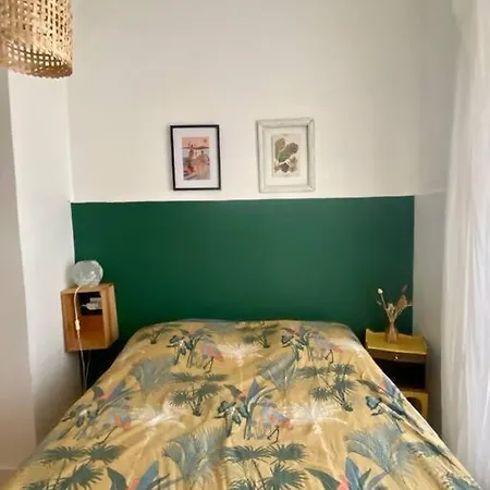 2 Pieces A Liberation Apartment Nice