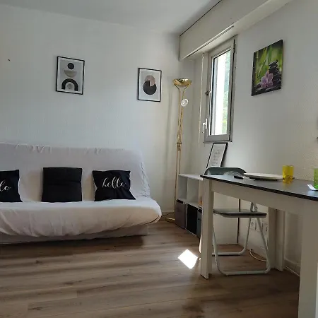 Studio With Balcony In - 15 Min From The Sea * Nice