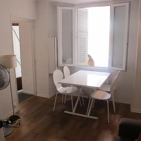 Appartement 3 Piéces Climatisé 4 Personnes Confort Plein Centre Nice