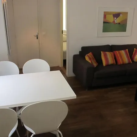 3 Piéces Climatisé 4 Personnes Confort Plein Centre Appartement