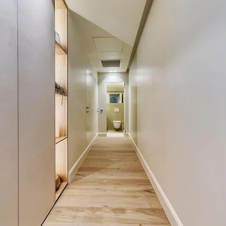 Luxury Roof - Wifi, Ac, 6 Pers Apartment
