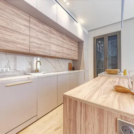Luxury Roof - Wifi, Ac, 6 Pers Apartment *