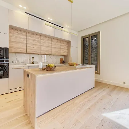 Luxury Roof - Wifi, Ac, 6 Pers Apartment *