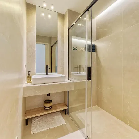 Luxury Roof - Wifi, Ac, 6 Pers Apartment