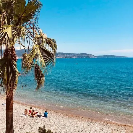 Apartment T3 Traversant Proche De La Mer