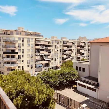 Apartment T3 Traversant Proche De La Mer
