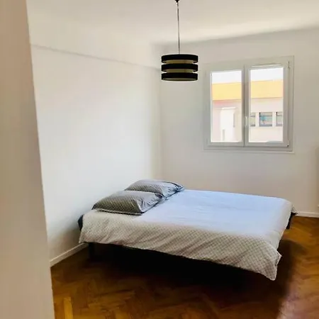 T3 Traversant Proche De La Mer Apartment