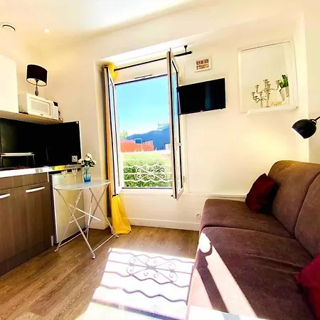 Studio N6 Lascaris Centre Apartment *