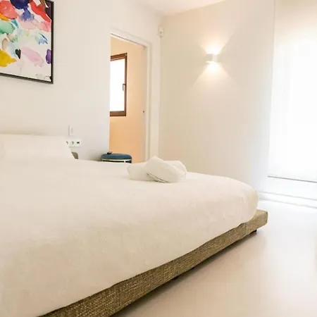 Family 240sqm Pool Apartment