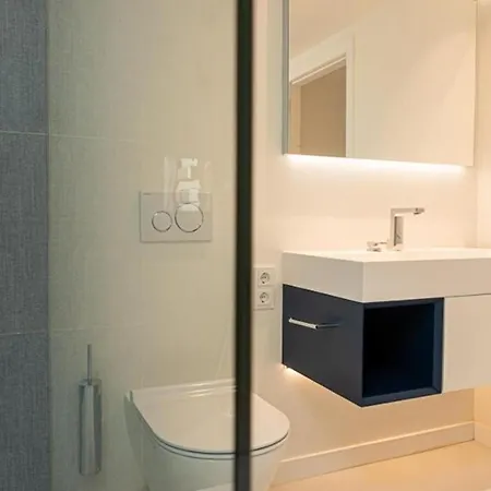 Family 240sqm Pool