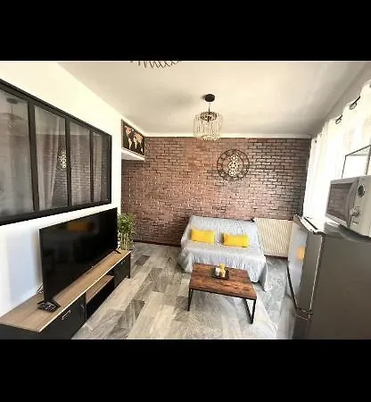 T2 Face A La Avenue De La Californie Apartment *
