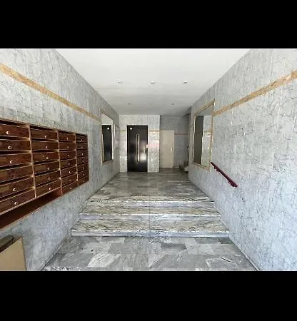 Apartment T2 Face A La Avenue De La Californie
