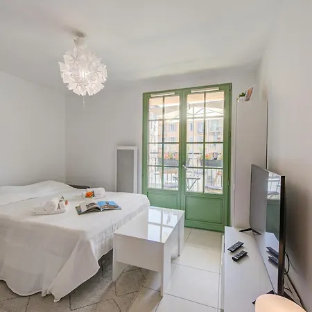 Apartment Port Of - Happy Nice