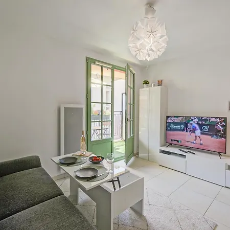 Apartment Port Of - Happy Nice