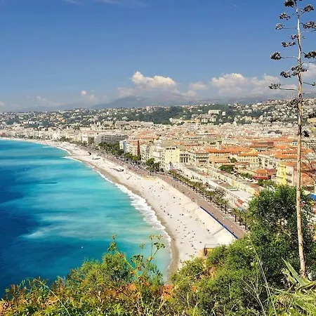 A 100m Des Plages Et De La Promenade Des Anglais